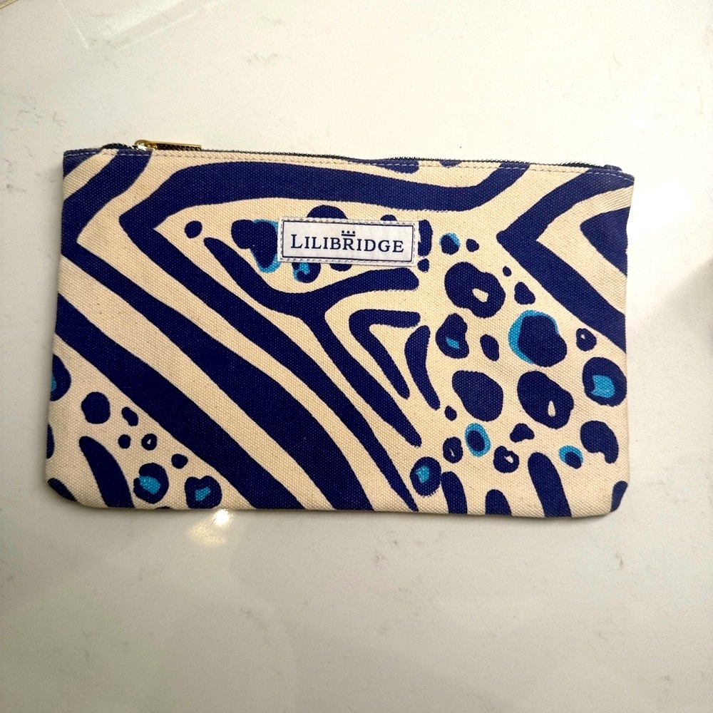 Blue and Cream preppy Lilibridge boutique Clutch purse approx 8x12”